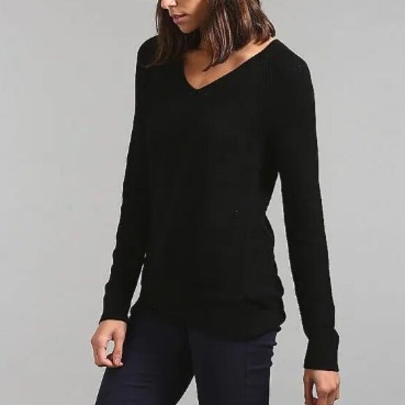 GAP Merino Wool Sweater - Picture 1 of 3